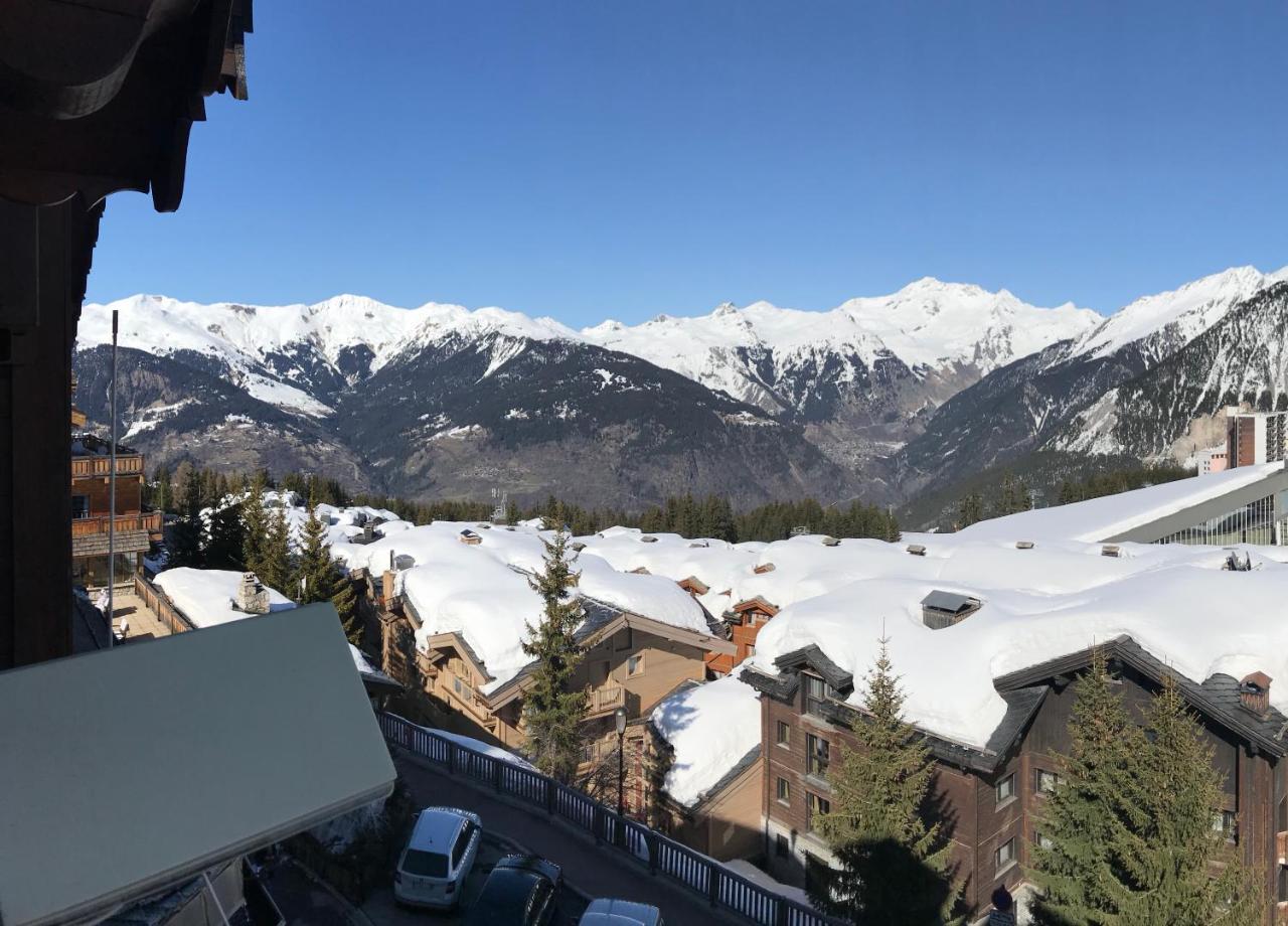 Coq De Bruyere Hotel Courchevel Exterior photo